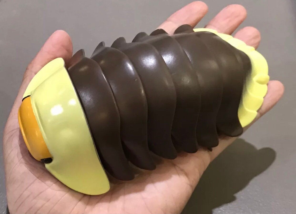 Plastic Pill Bug Roly Poly Insect Potato Bug Isopod Figure w/Moving Parts - RUBBER DUCKY Color 14cm