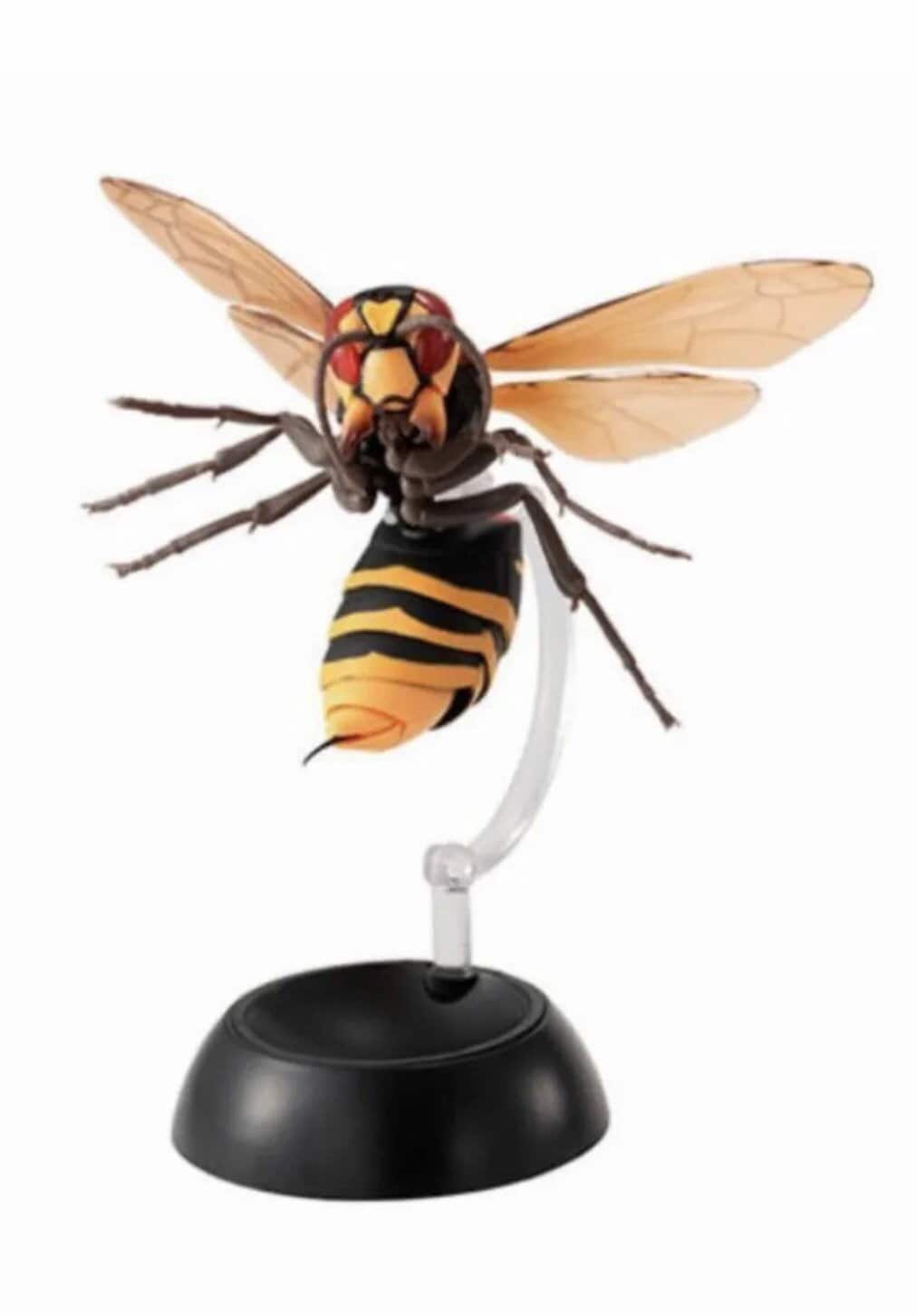 European Hornet Murder Wasp PVC Figure w/ Movable Joints & Display Stand
