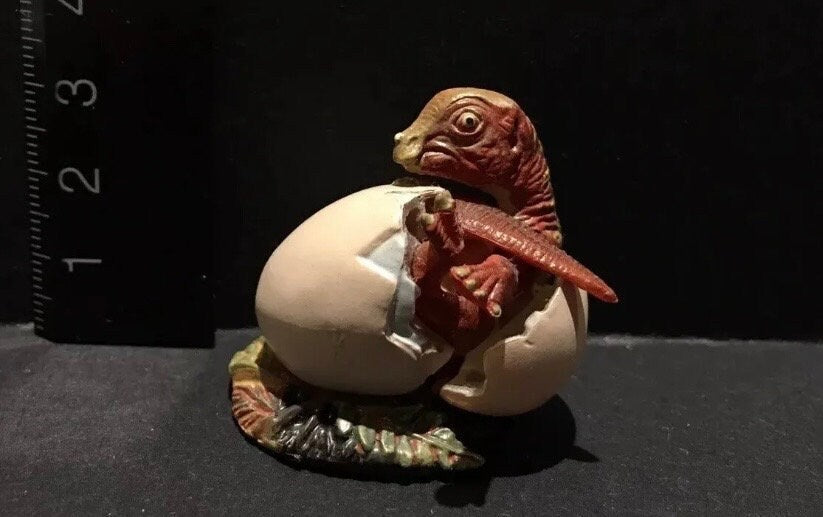 Vintage Kaiyodo UHA Dinotales Series 3 Maiasaura Baby Hatchling Dinosaur Figure