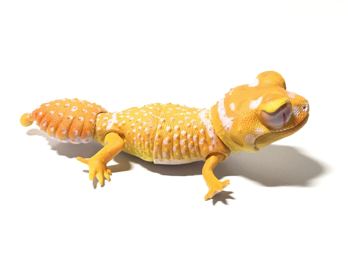 Bandai Albino Pyrubara Knob-tailed Gecko Mini Figure w/ Movable Joints