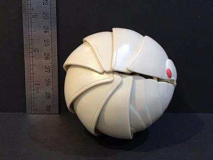 Plastic Pill Bug Roly Poly Insect Potato Bug Isopod Figure w/Moving Parts - CREAM WHITE Color 14cm