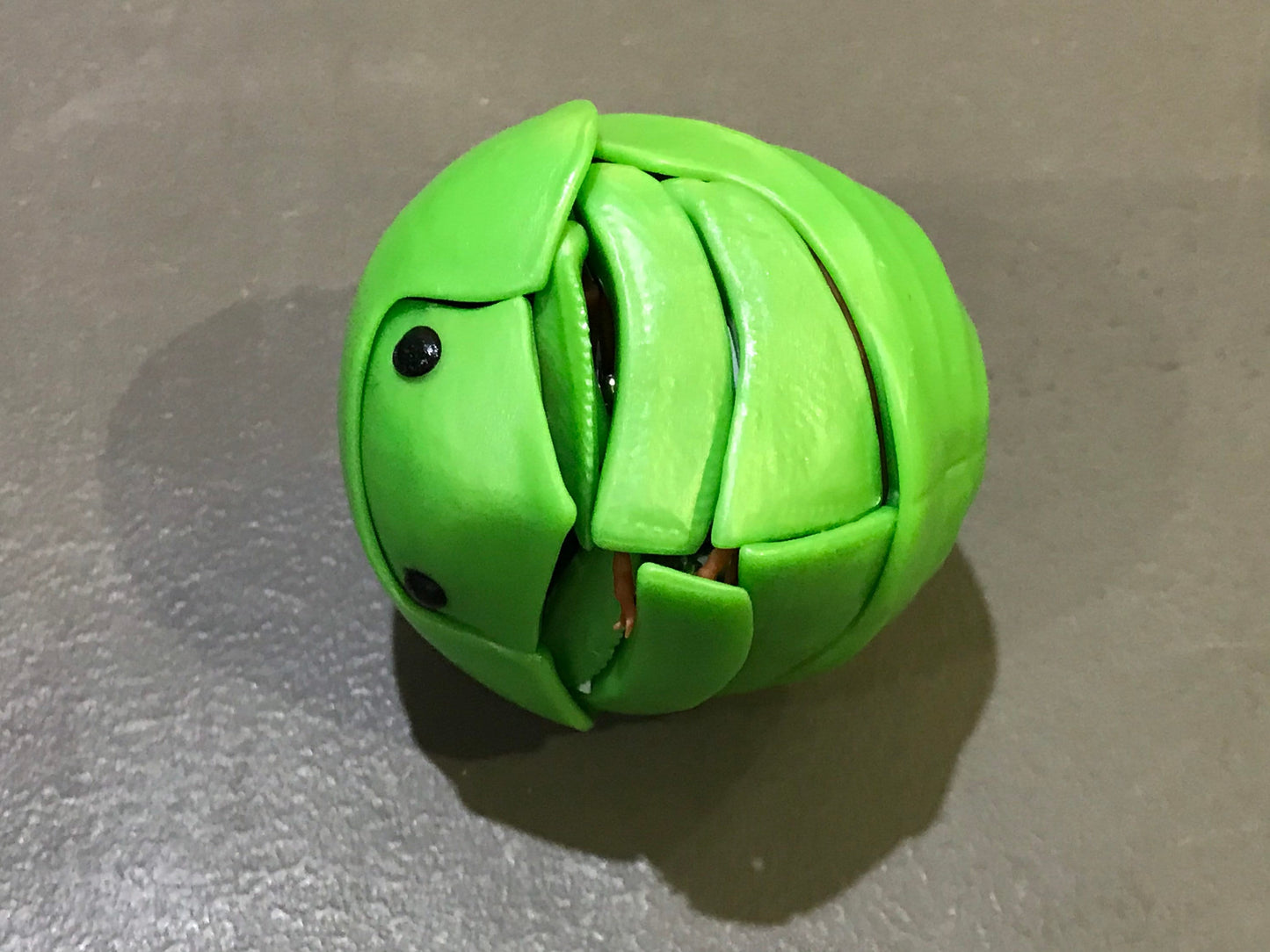 Plastic Dung Beetle Dango Mushi KEYCHAIN Figure w/Moving Parts - LIGHT GREEN Color 9cm