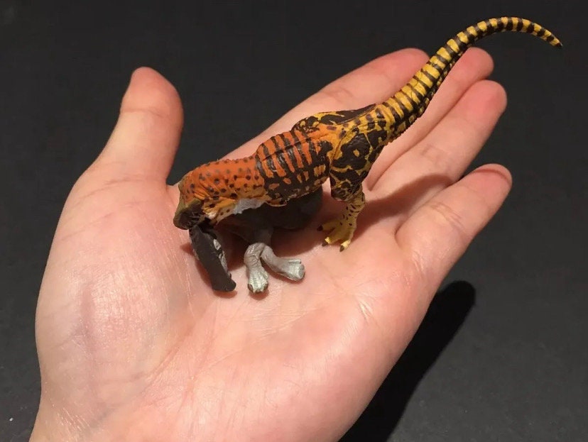 Vintage Kaiyodo UHA Dinotales Series 4 Tarbosaurus  Dinosaur Figure