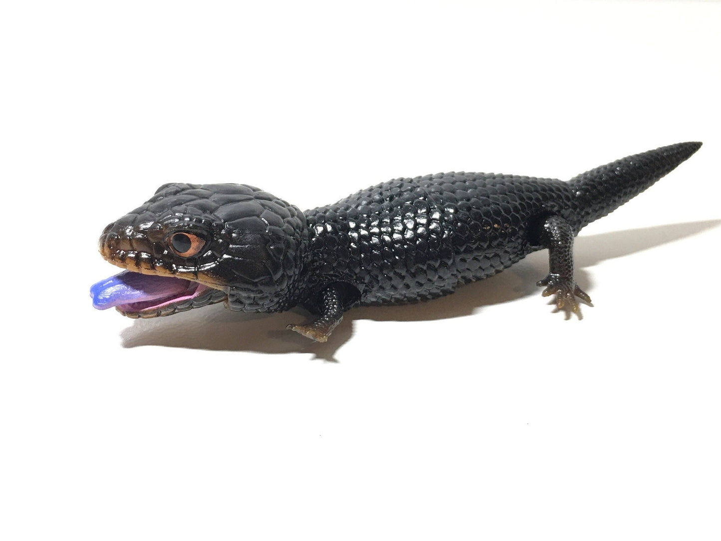 Bandai Blue-tongued Skink Melanistic Action Lizard Figure
