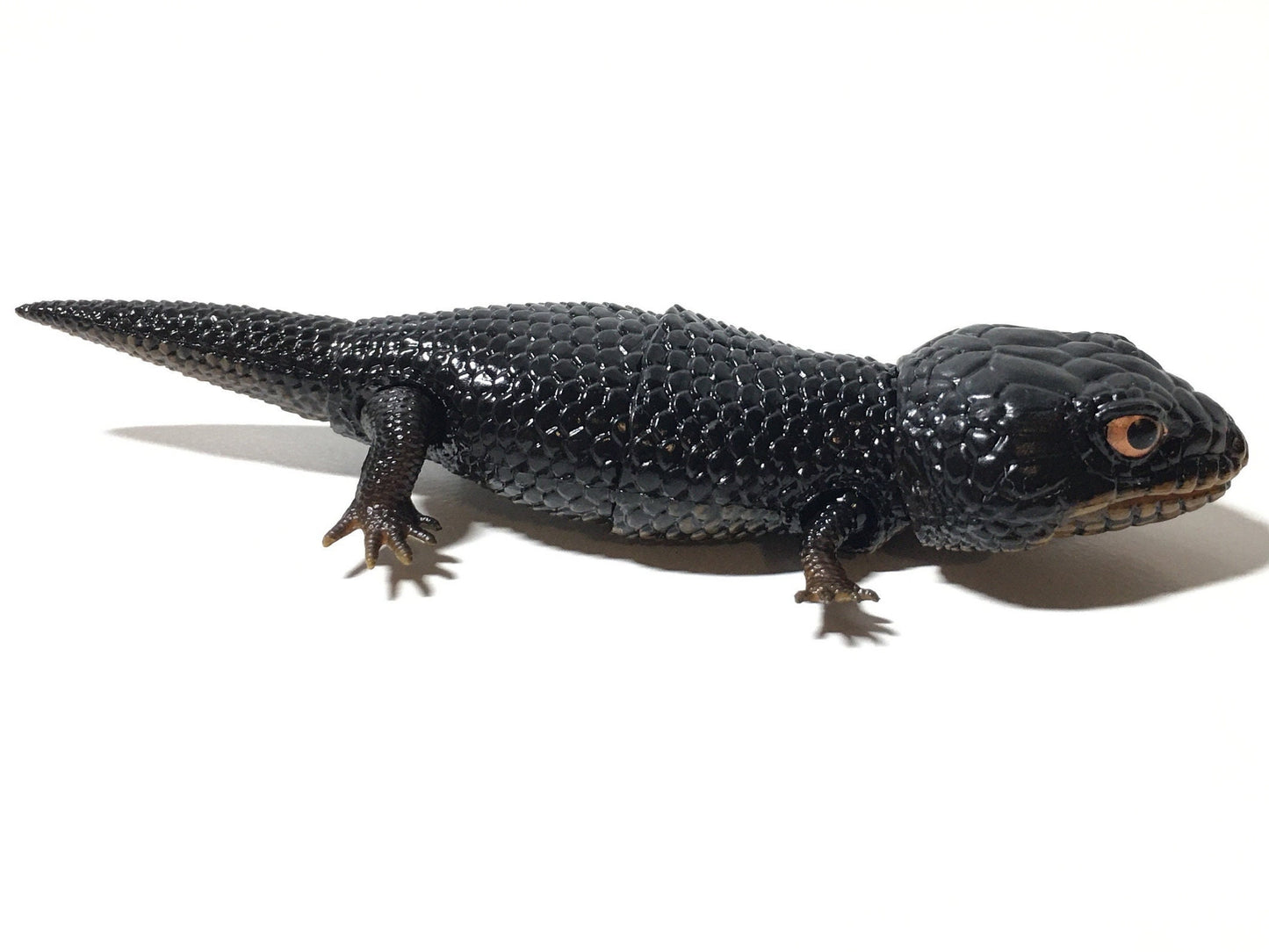 Bandai Blue-tongued Skink Melanistic Action Lizard Figure