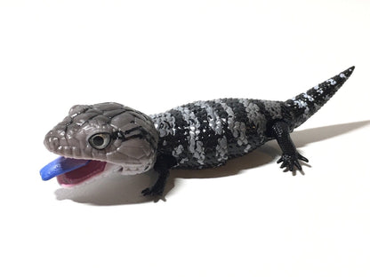 Bandai Blue-tongued Skink Azantica Action Lizard Figure